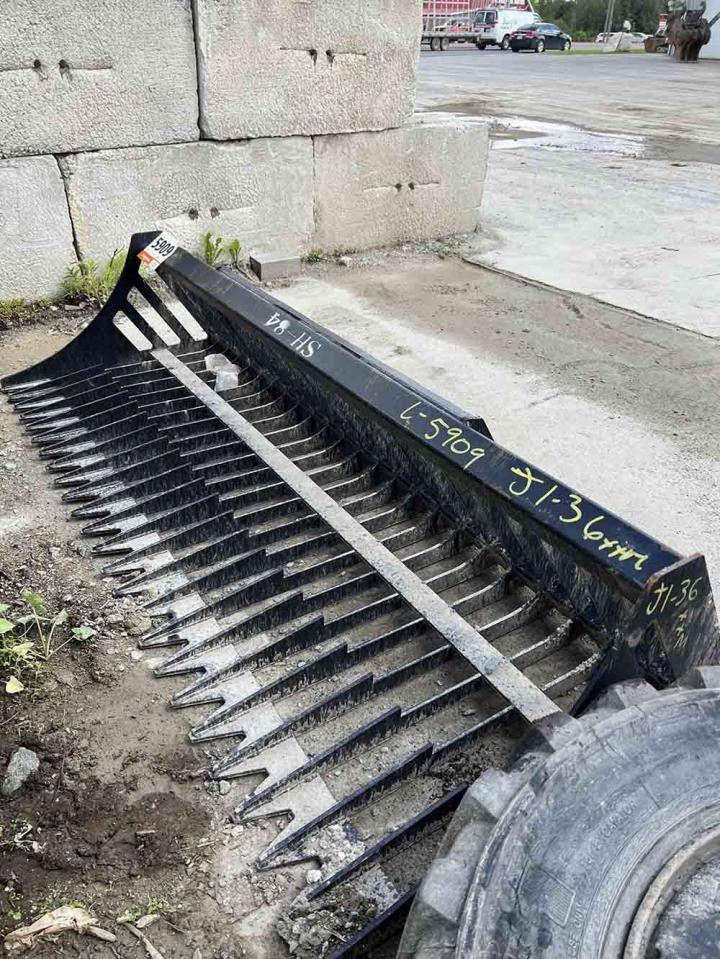 Other available attachments Sherbrooke